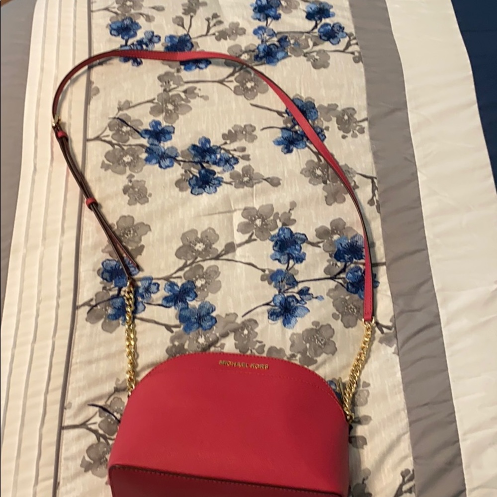 Fire 🔥 hot pink Michael Kors Crossbody